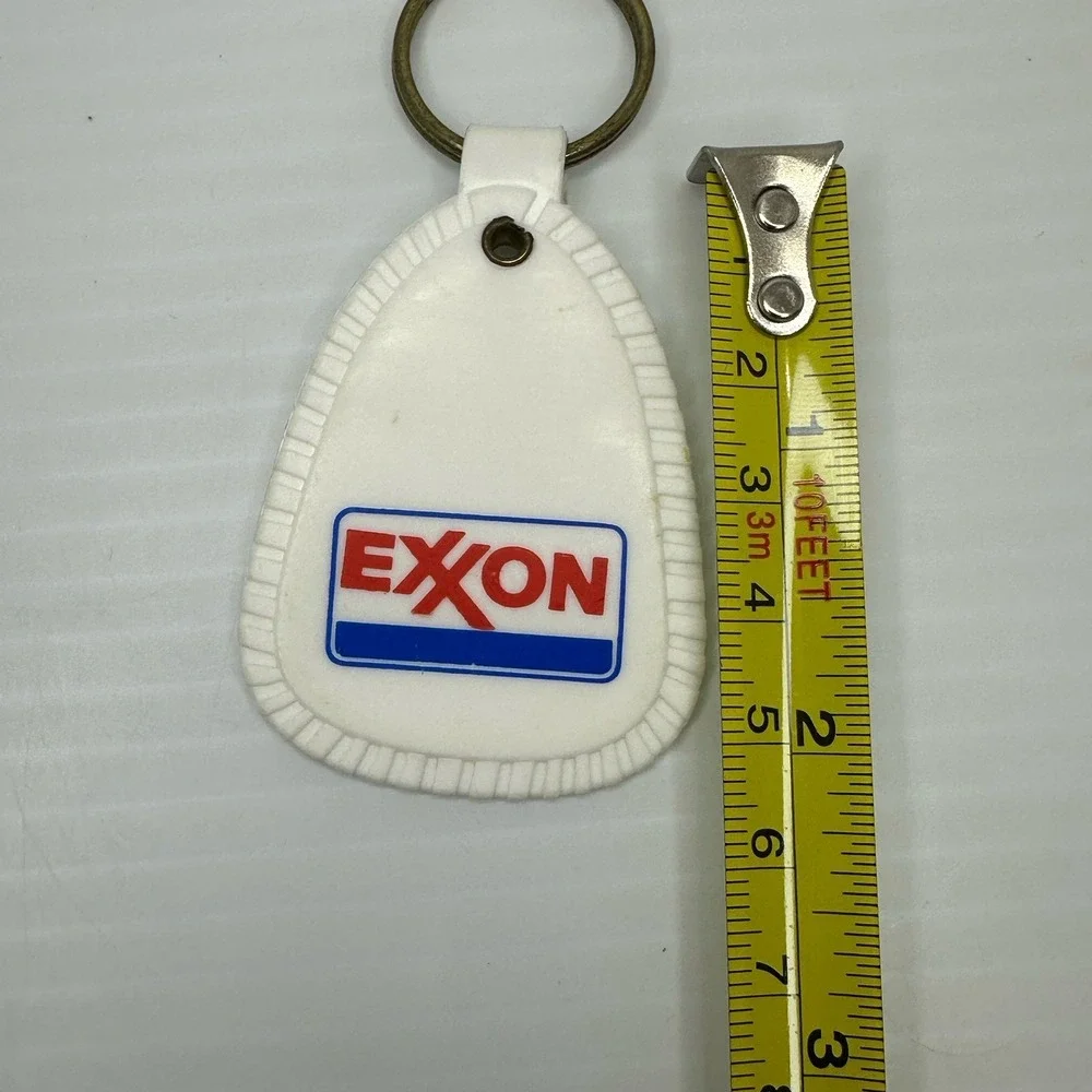 Vintage Exxon Gas Oil Keychain White Plastic Promo Petroliana Key Ring